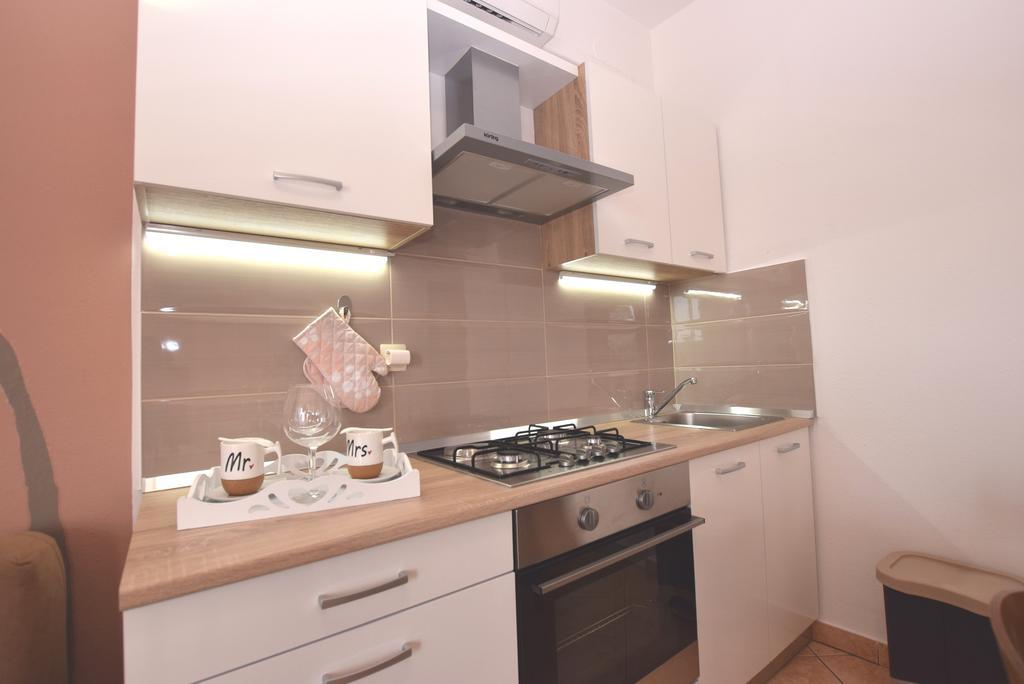 Apartments Petra บานโจเล ภายนอก รูปภาพ