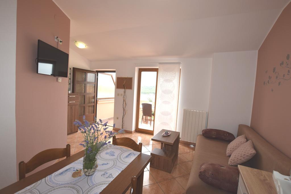 Apartments Petra บานโจเล ภายนอก รูปภาพ